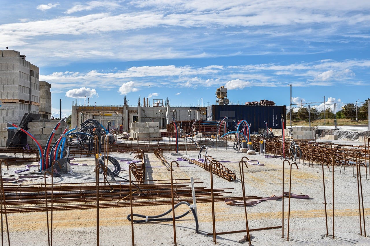 Mööbliliistude automaatne lihvimis- ja virnastamisrobot